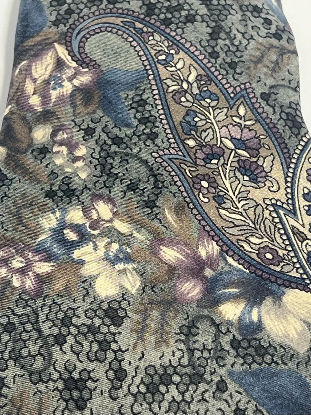 Peter Thomas by Superba Men’s 100% Silk Tie Paisley Floral Gray Blue Purple